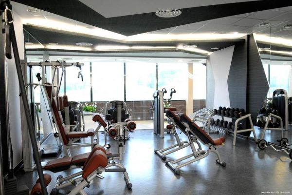 Business Hotel Conference Center & Spa (Tirgu-Mures)